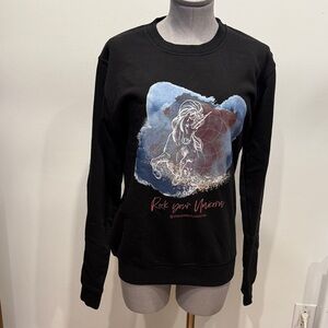 Black UnicornGraphic Women's Crew Neck Sweater